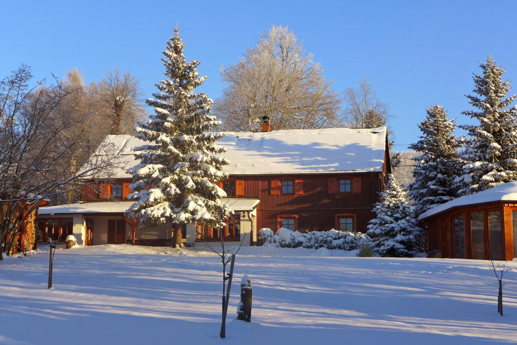 Country house Guest House Sneznik *